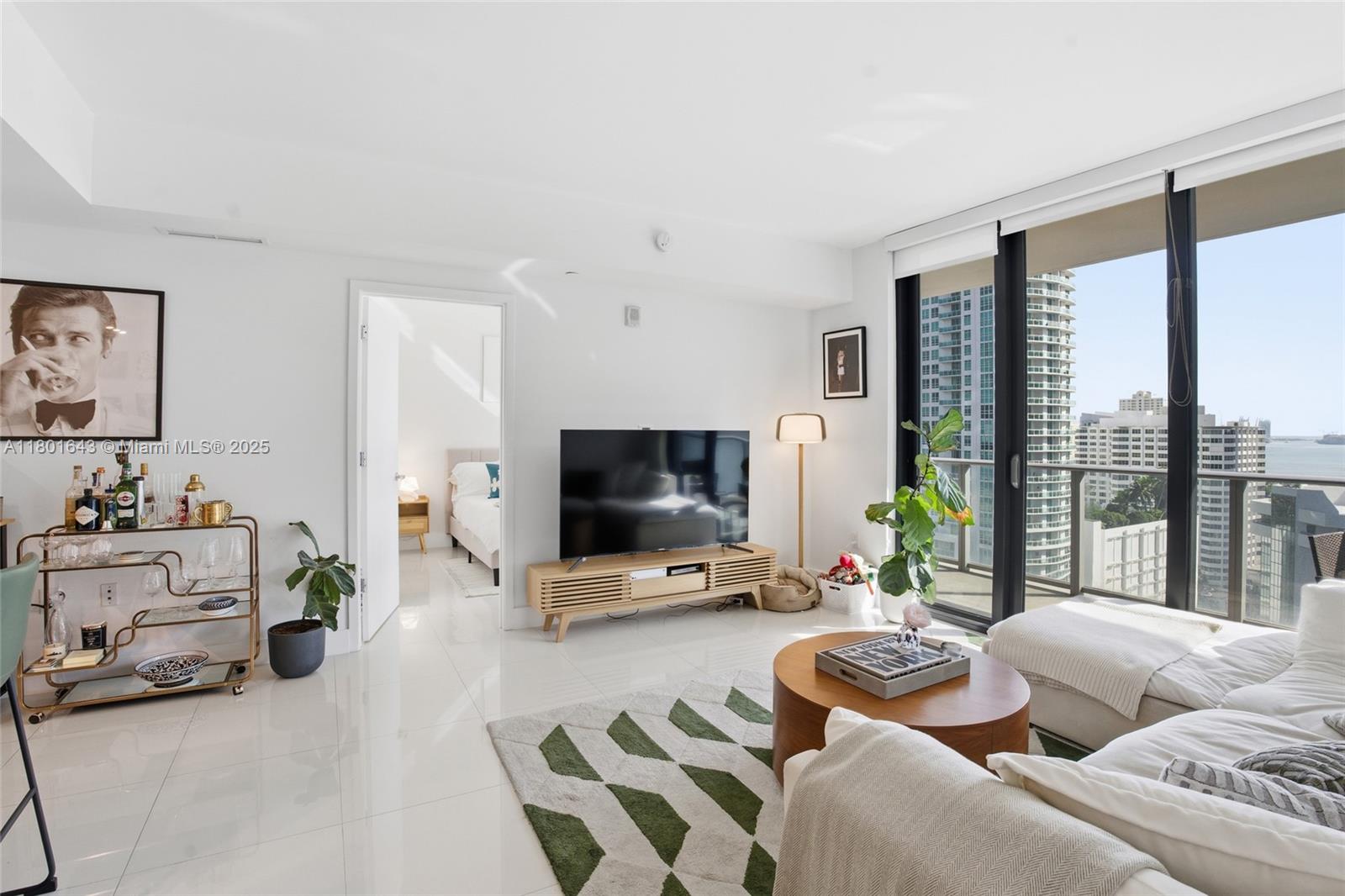 1010 BRICKELL CONDO - Residential
