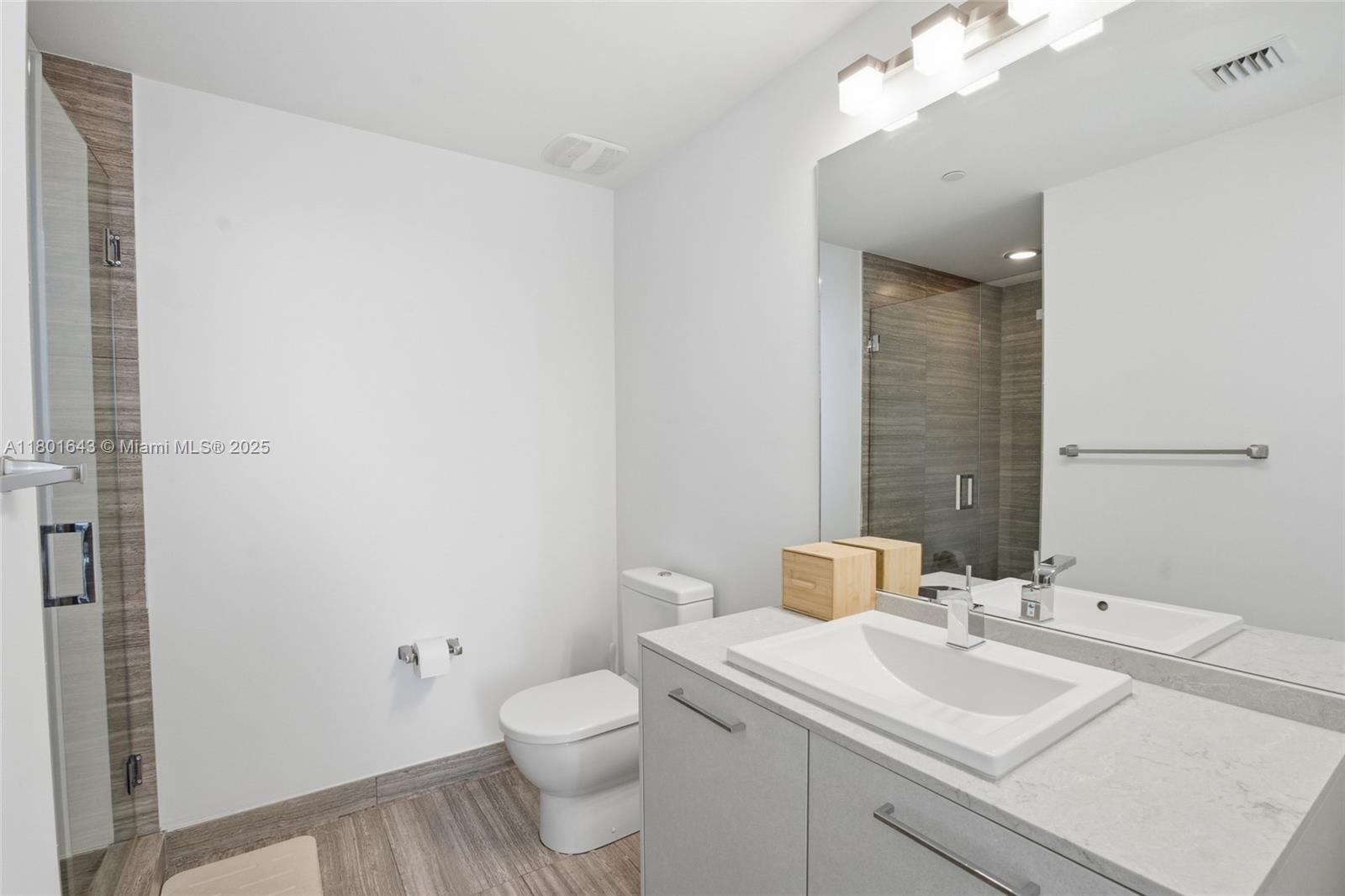 1010 BRICKELL CONDO - Residential