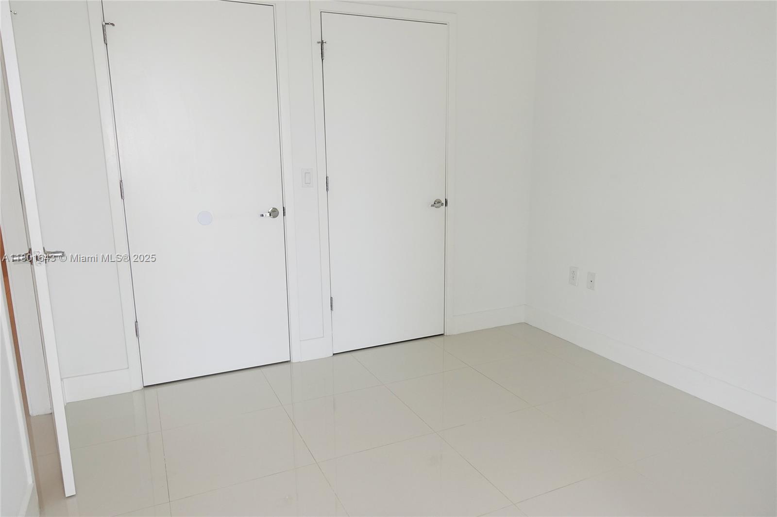 1010 BRICKELL CONDO - Residential