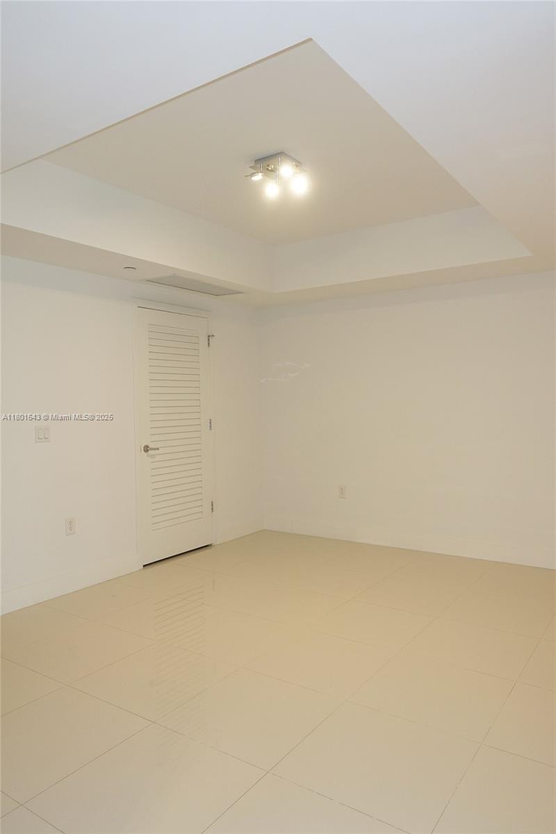 1010 BRICKELL CONDO - Residential