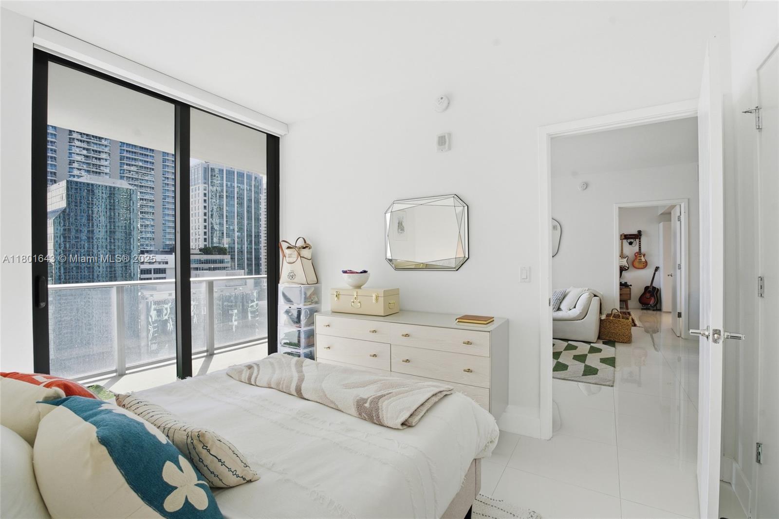 1010 BRICKELL CONDO - Residential