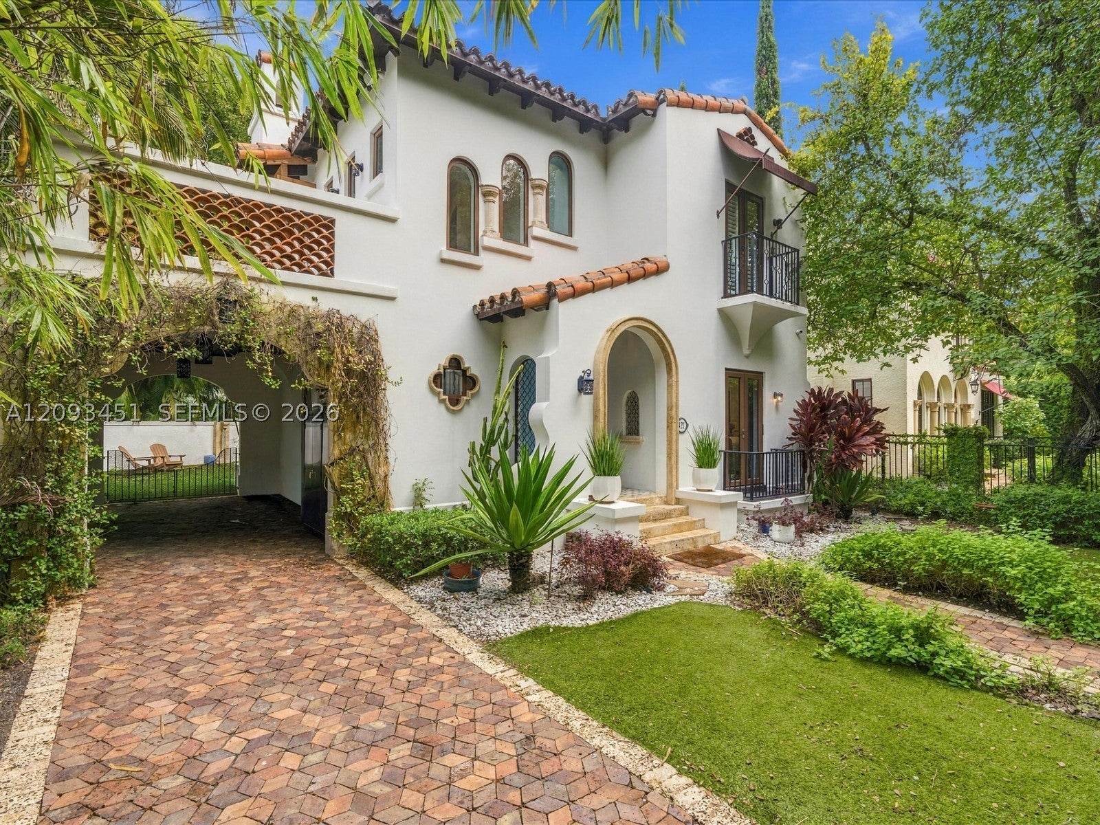 421 Sarto Ave