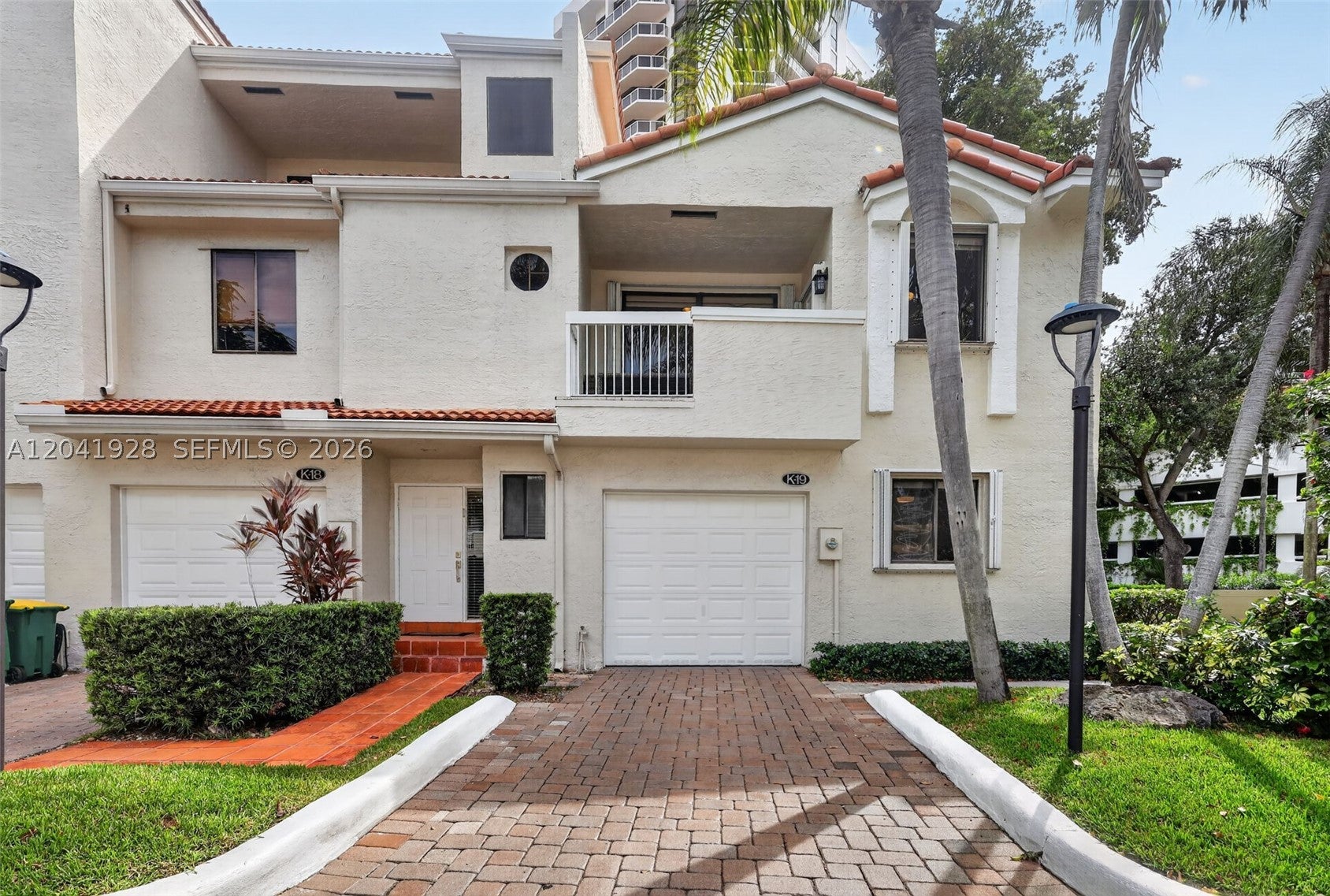 21391 Marina Cove Cir