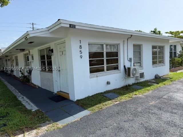 1859 Wiley St 3 - Image 1
