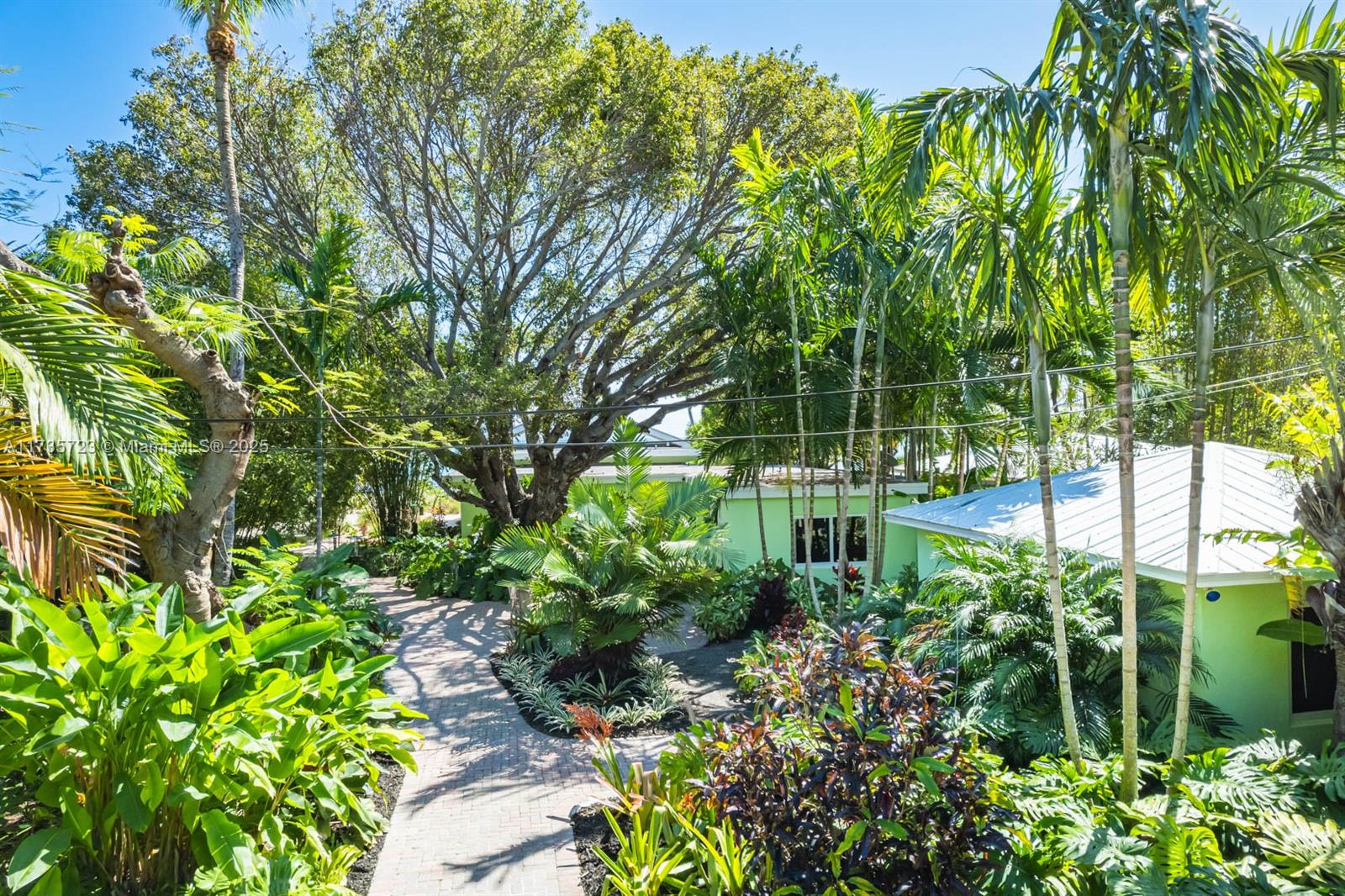 UPPER MATECUMBE - Residential