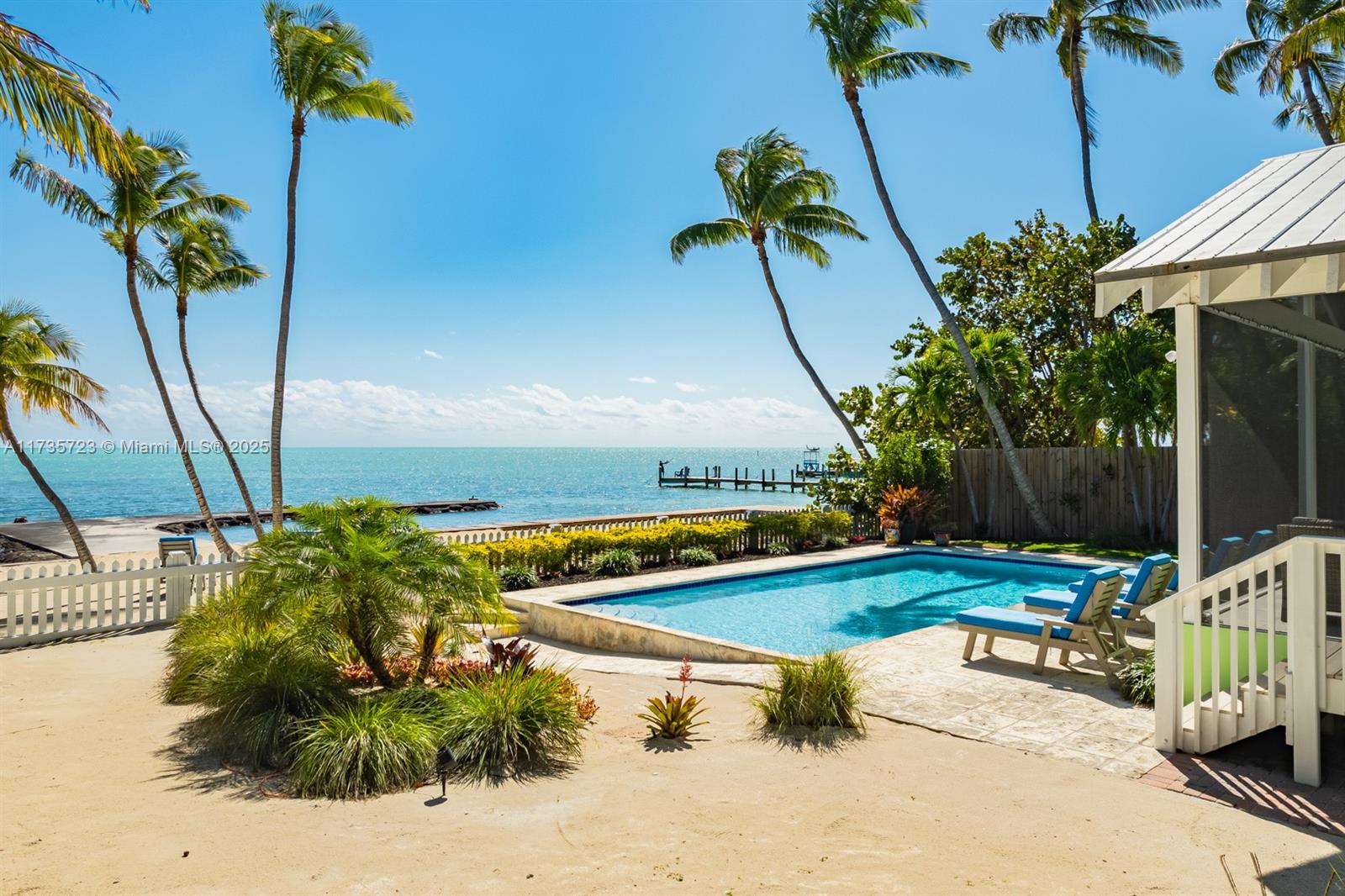 UPPER MATECUMBE - Residential