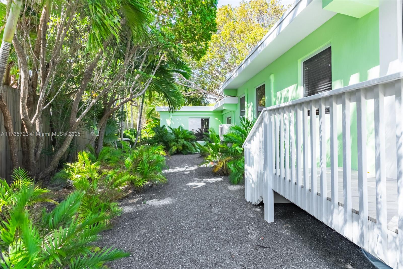 UPPER MATECUMBE - Residential