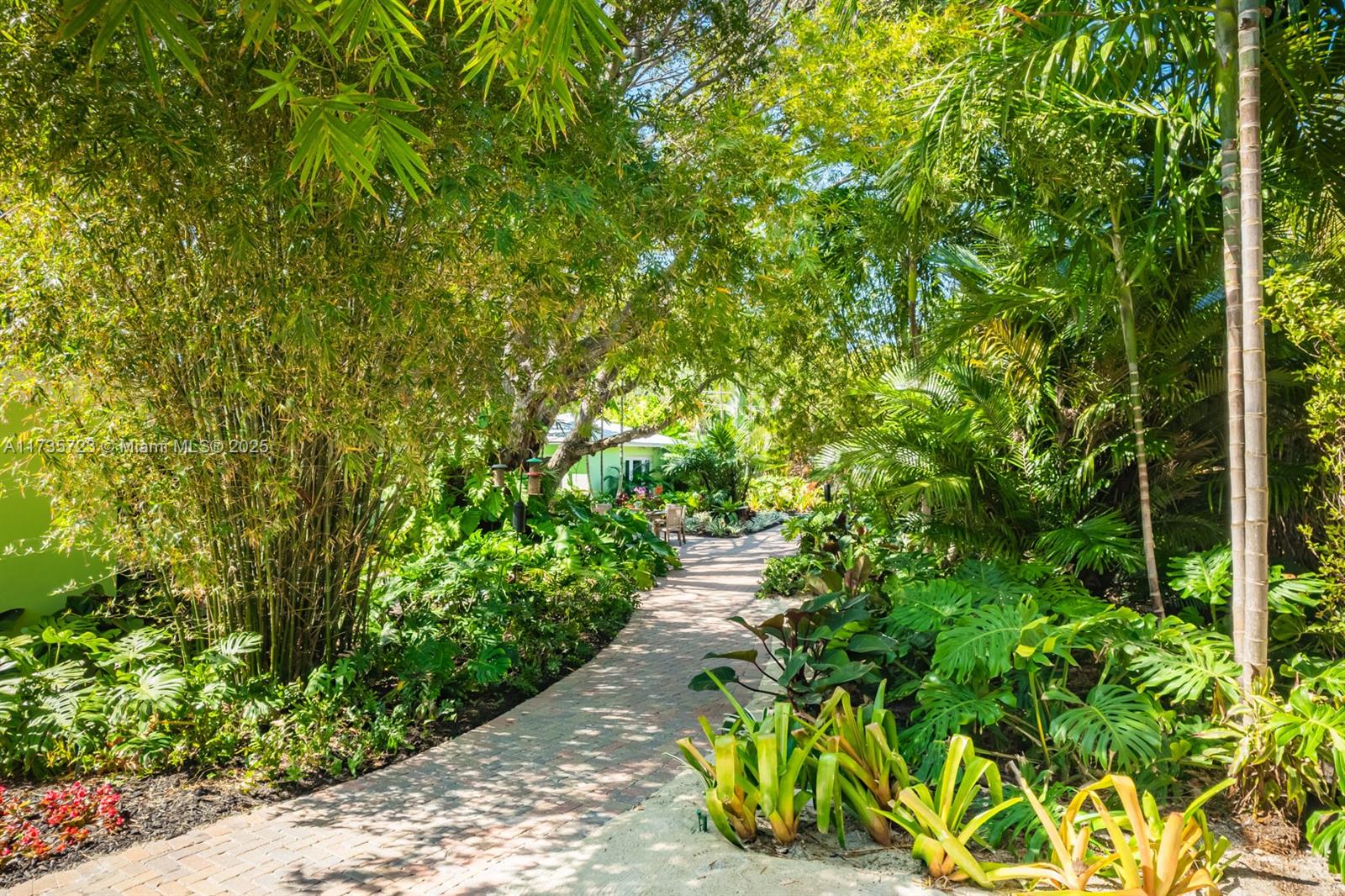 UPPER MATECUMBE - Residential
