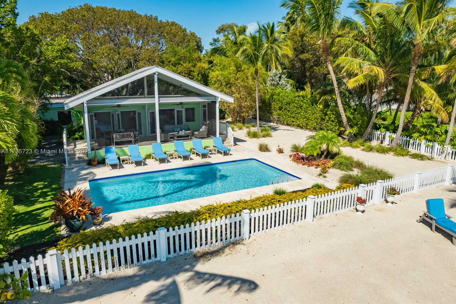 UPPER MATECUMBE - Residential