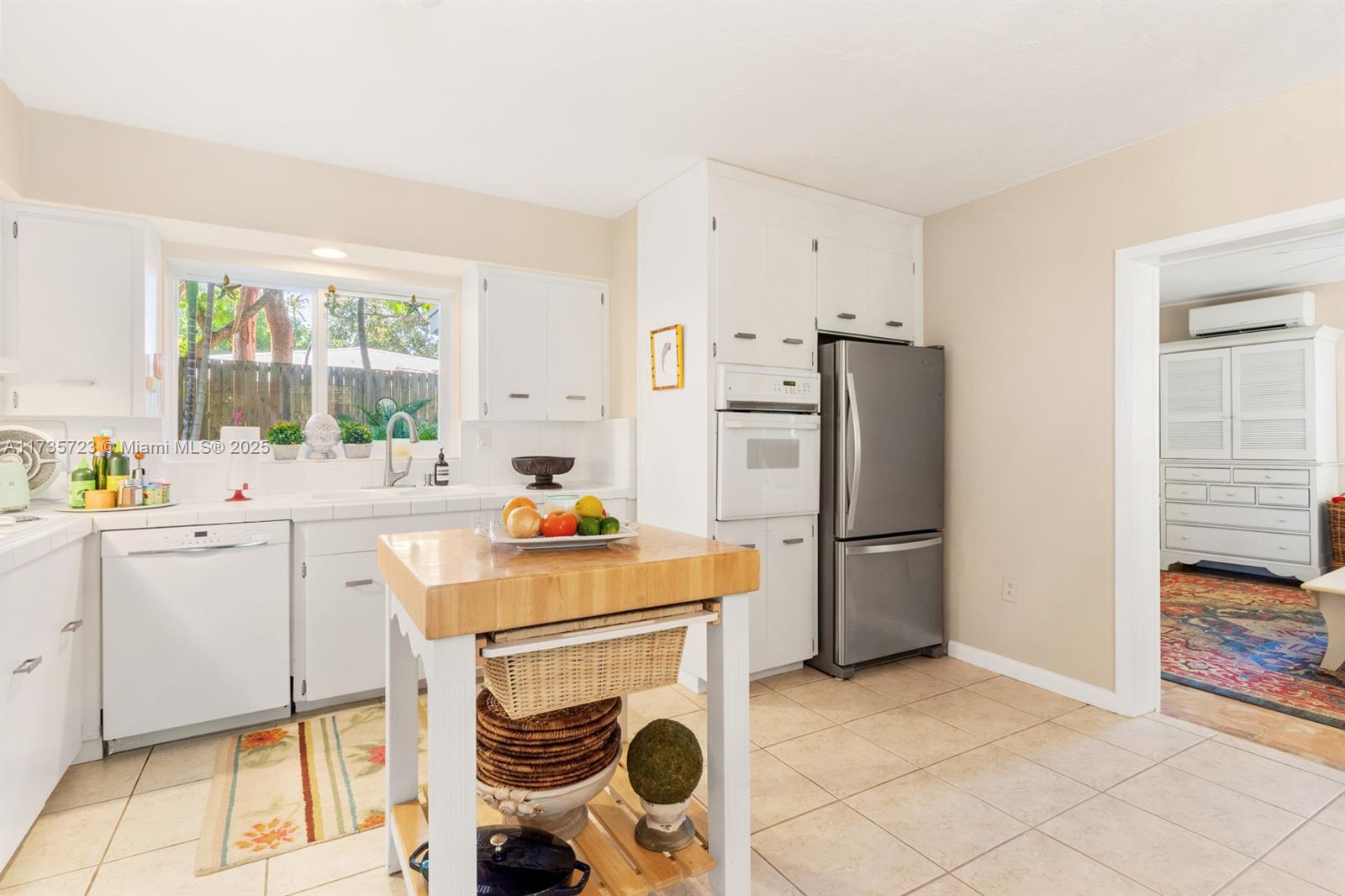 UPPER MATECUMBE - Residential