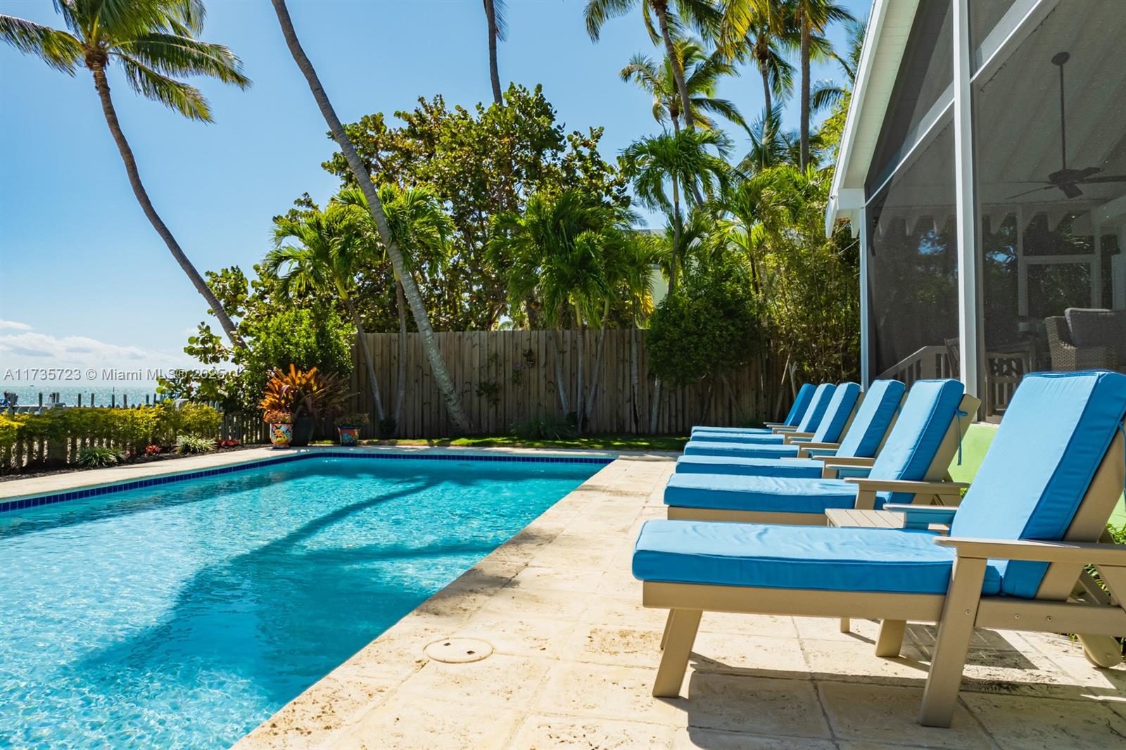 UPPER MATECUMBE - Residential
