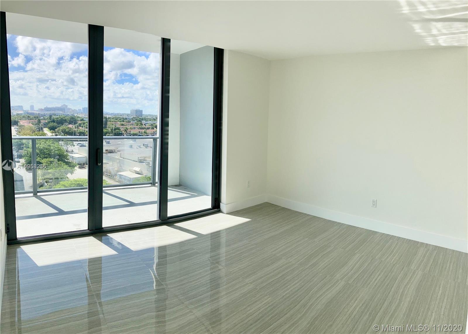 AVENTURA PARKSQUARE - Residential