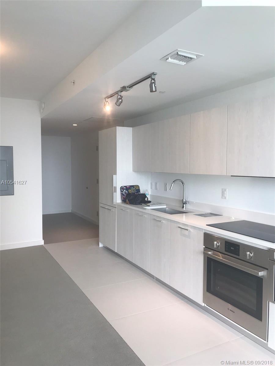 PARAISO BAYVIEWS CONDO - Residential Lease