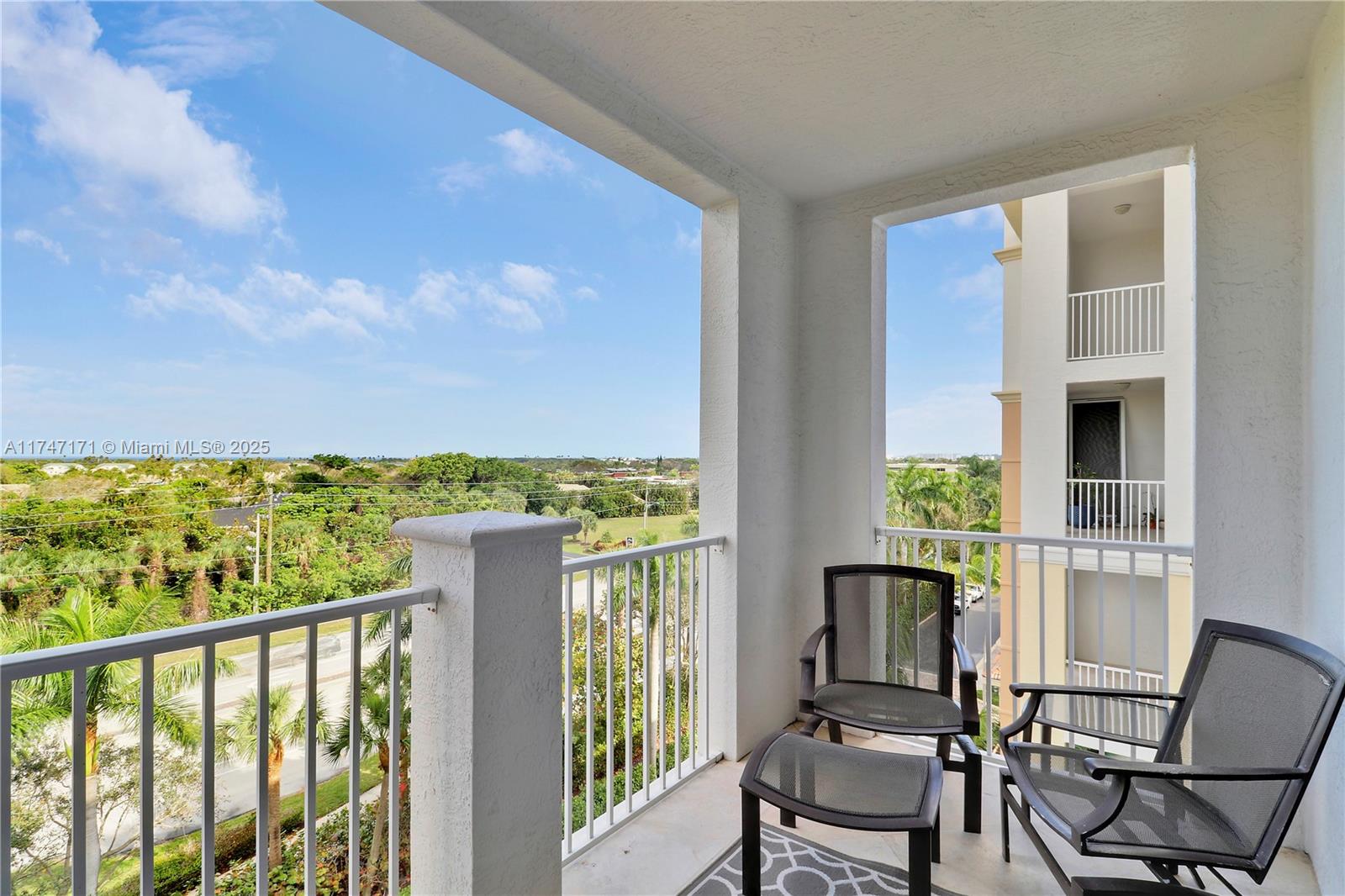 COMMODORE-ANCHORAGE AT JUP - Residential