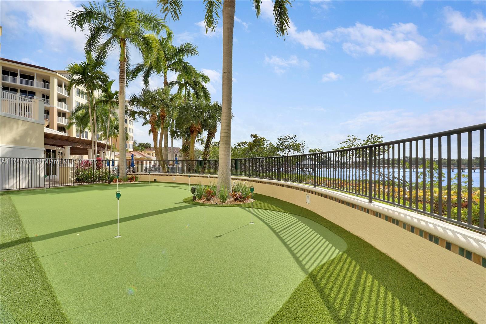 COMMODORE-ANCHORAGE AT JUP - Residential