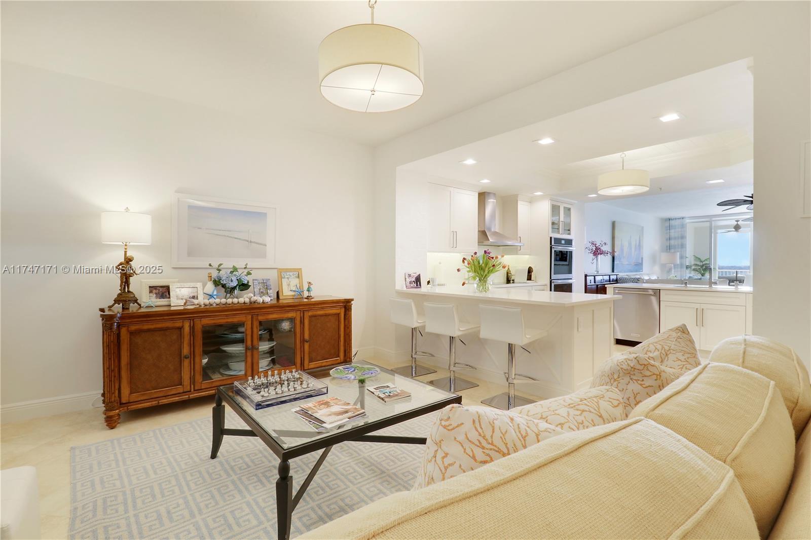 COMMODORE-ANCHORAGE AT JUP - Residential