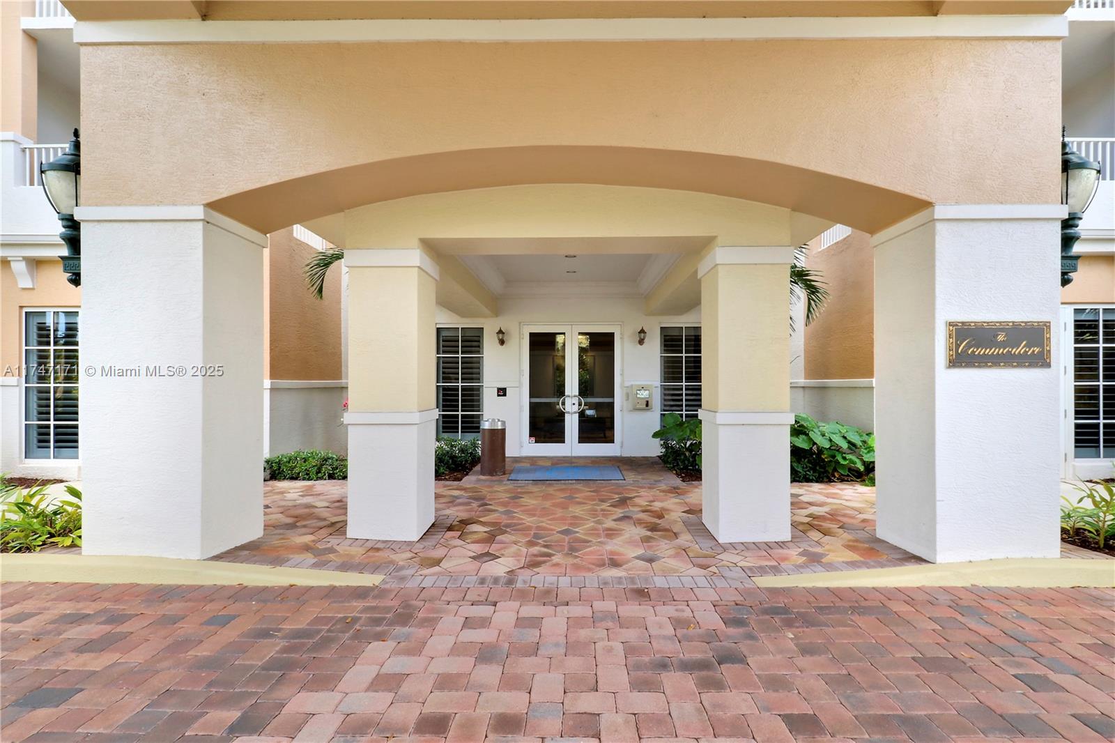 COMMODORE-ANCHORAGE AT JUP - Residential