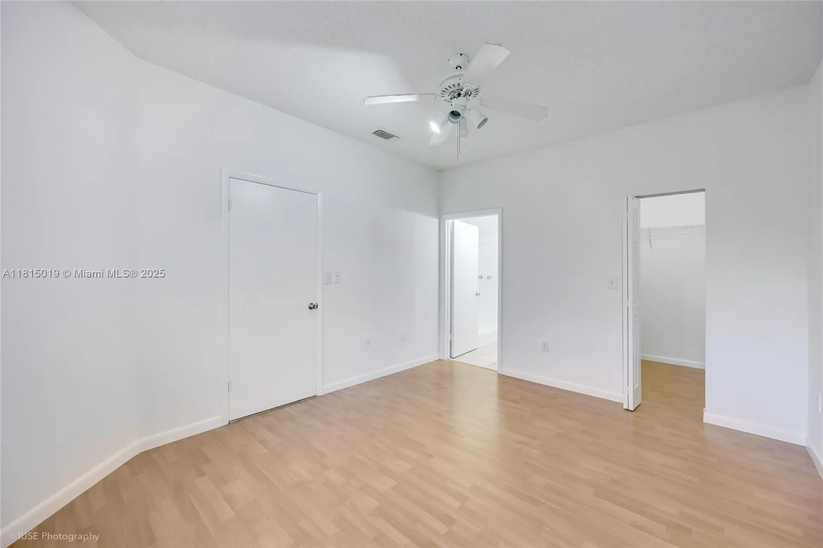 Pembroke Pines, Florida 33024, United States, 2 Bedrooms Bedrooms, ,2 BathroomsBathrooms,Residential,Active,143716