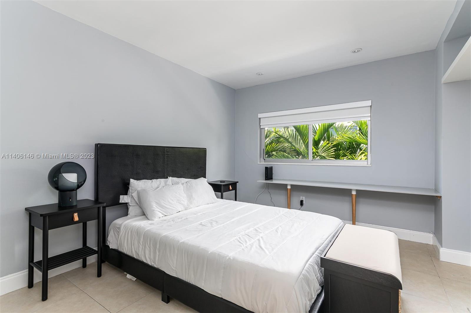 ISLAND HOUSE SOUTH CONDO - Residential Income