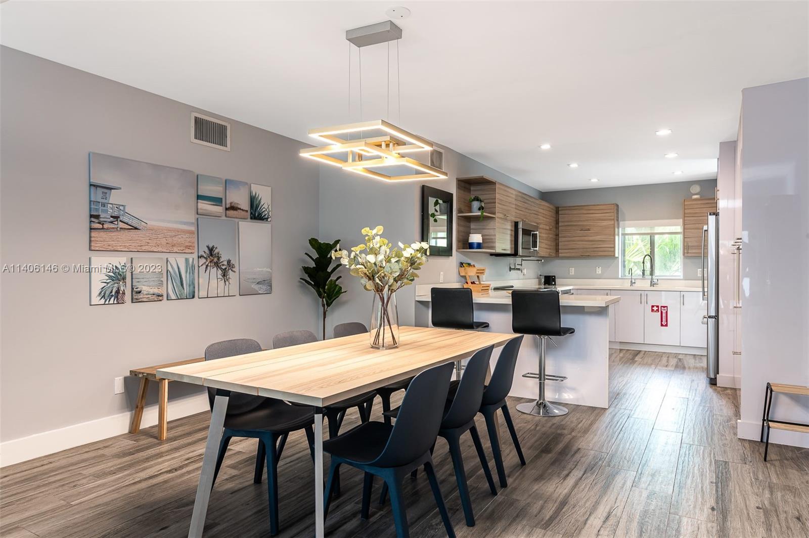 ISLAND HOUSE SOUTH CONDO - Residential Income