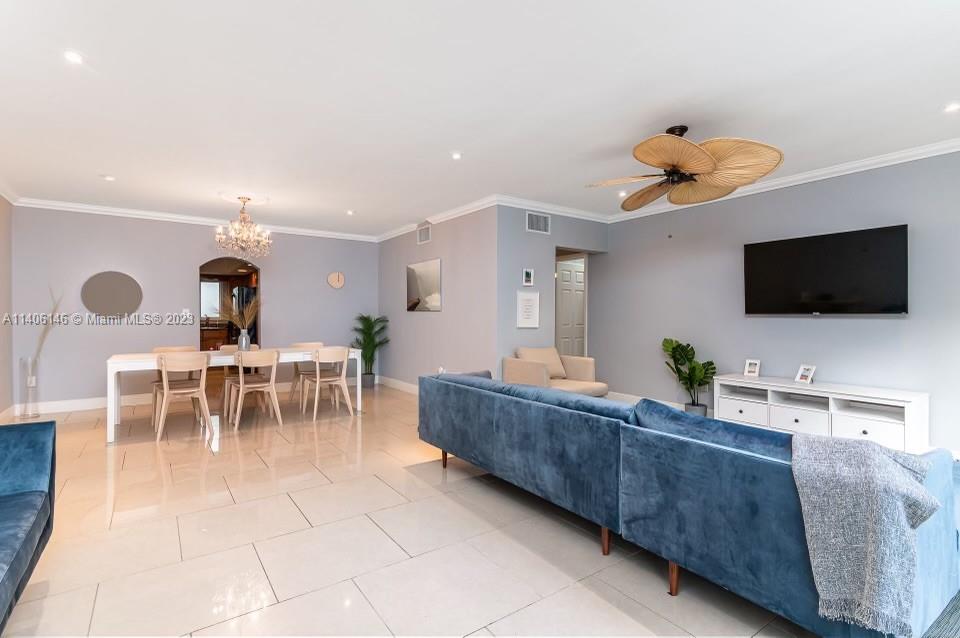 ISLAND HOUSE SOUTH CONDO - Residential Income