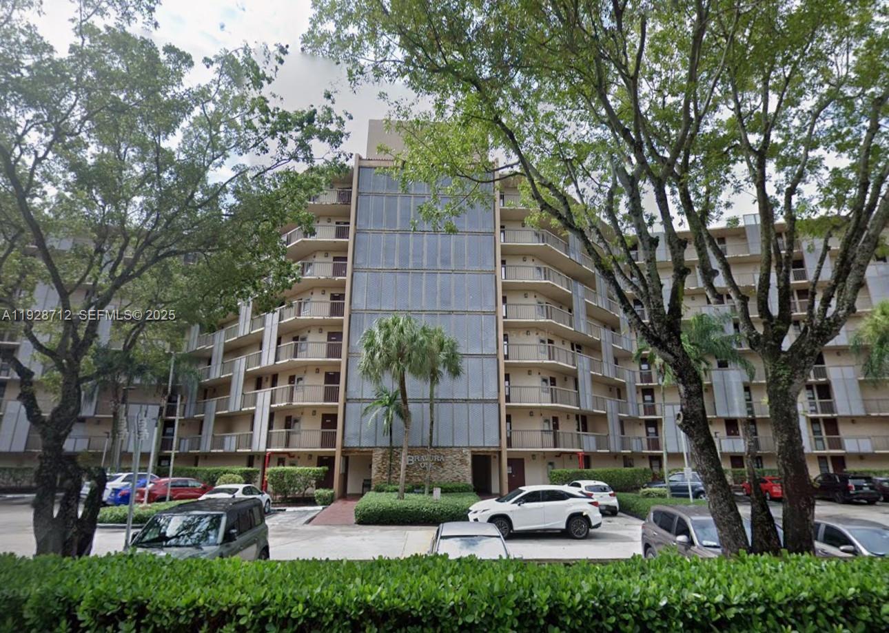 BRAVURA I CONDO - Residential Lease