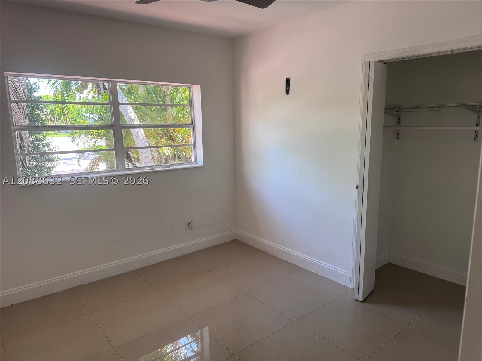 16030 Miami Dr