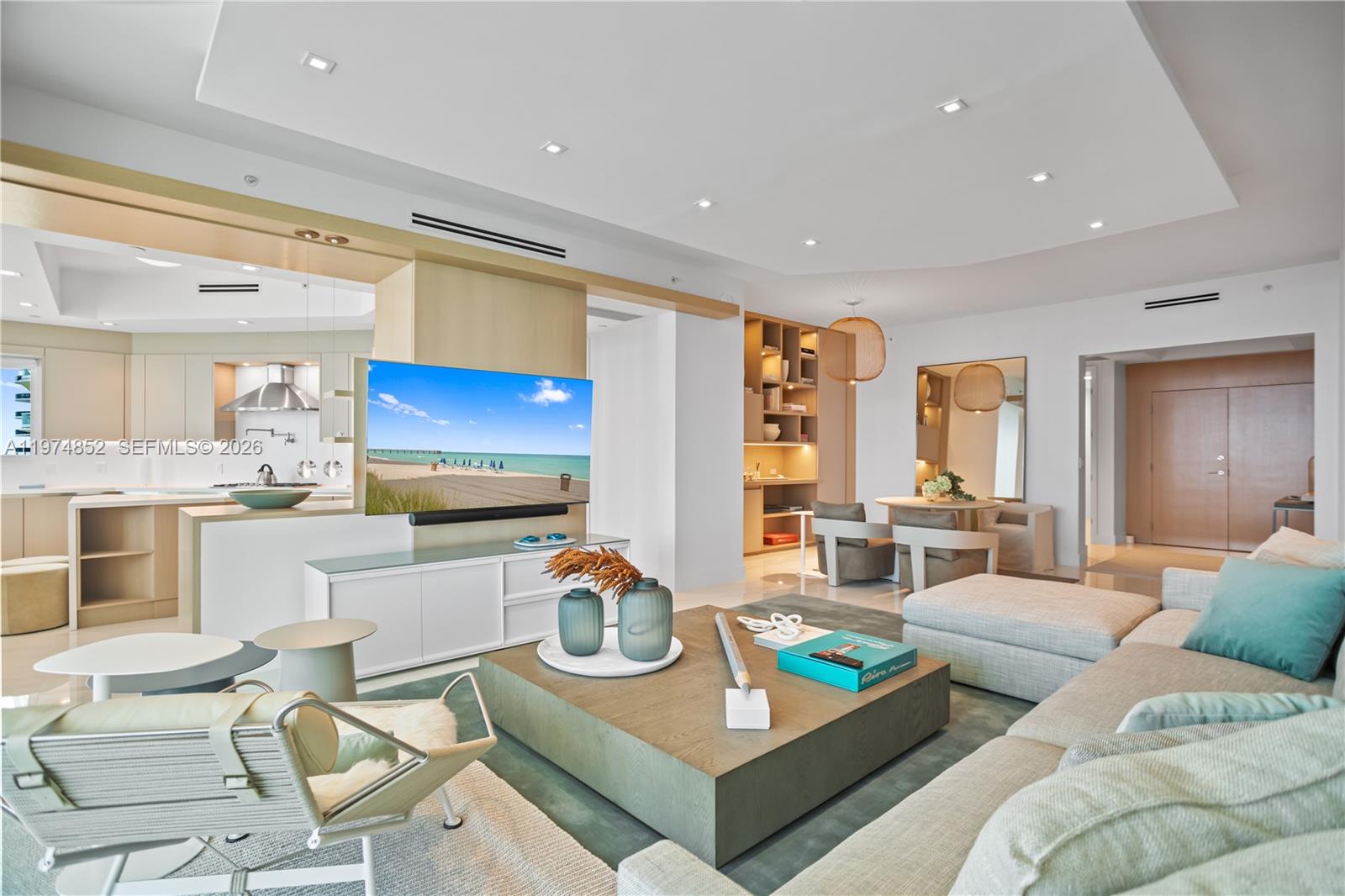 16051 Collins Ave 3202