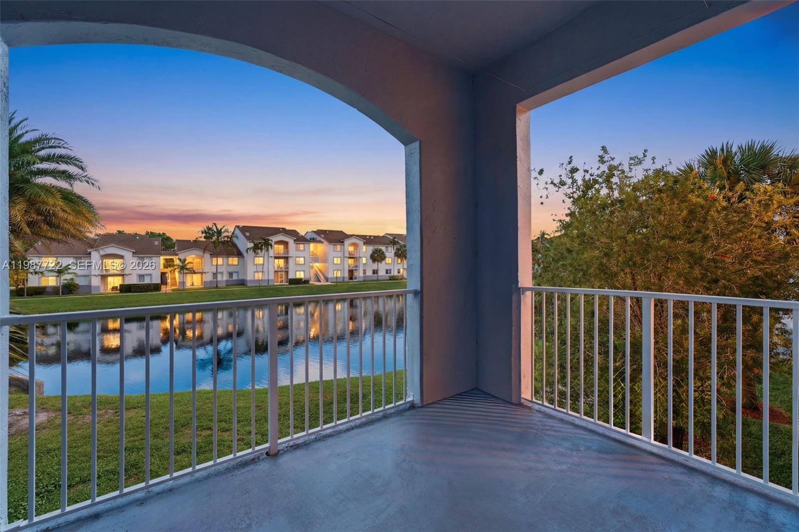 ROYAL GRAND CONDO - Residential