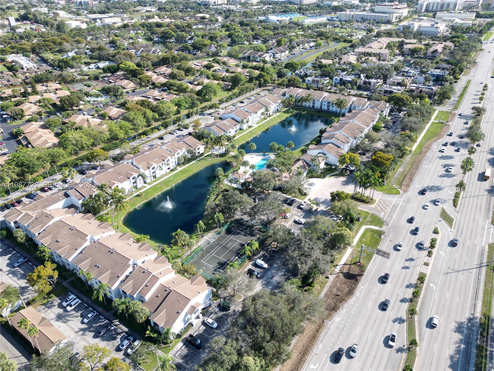 ROYAL GRAND CONDO - Residential