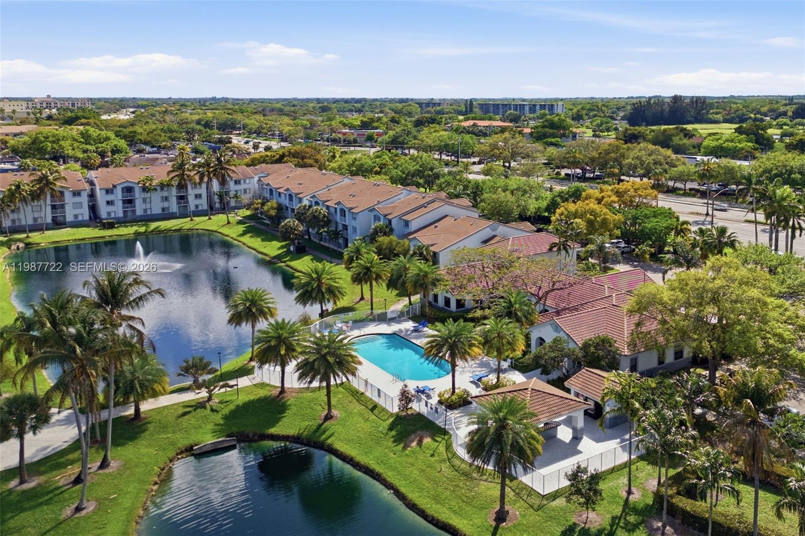 ROYAL GRAND CONDO - Residential