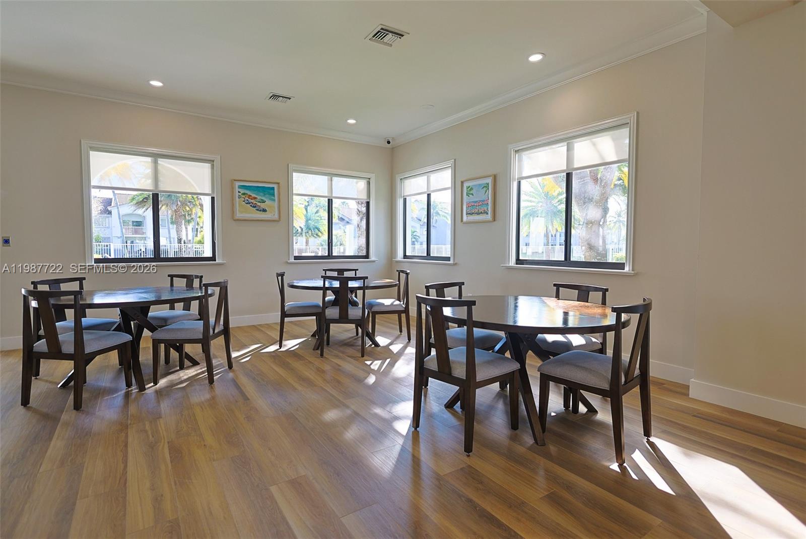 ROYAL GRAND CONDO - Residential