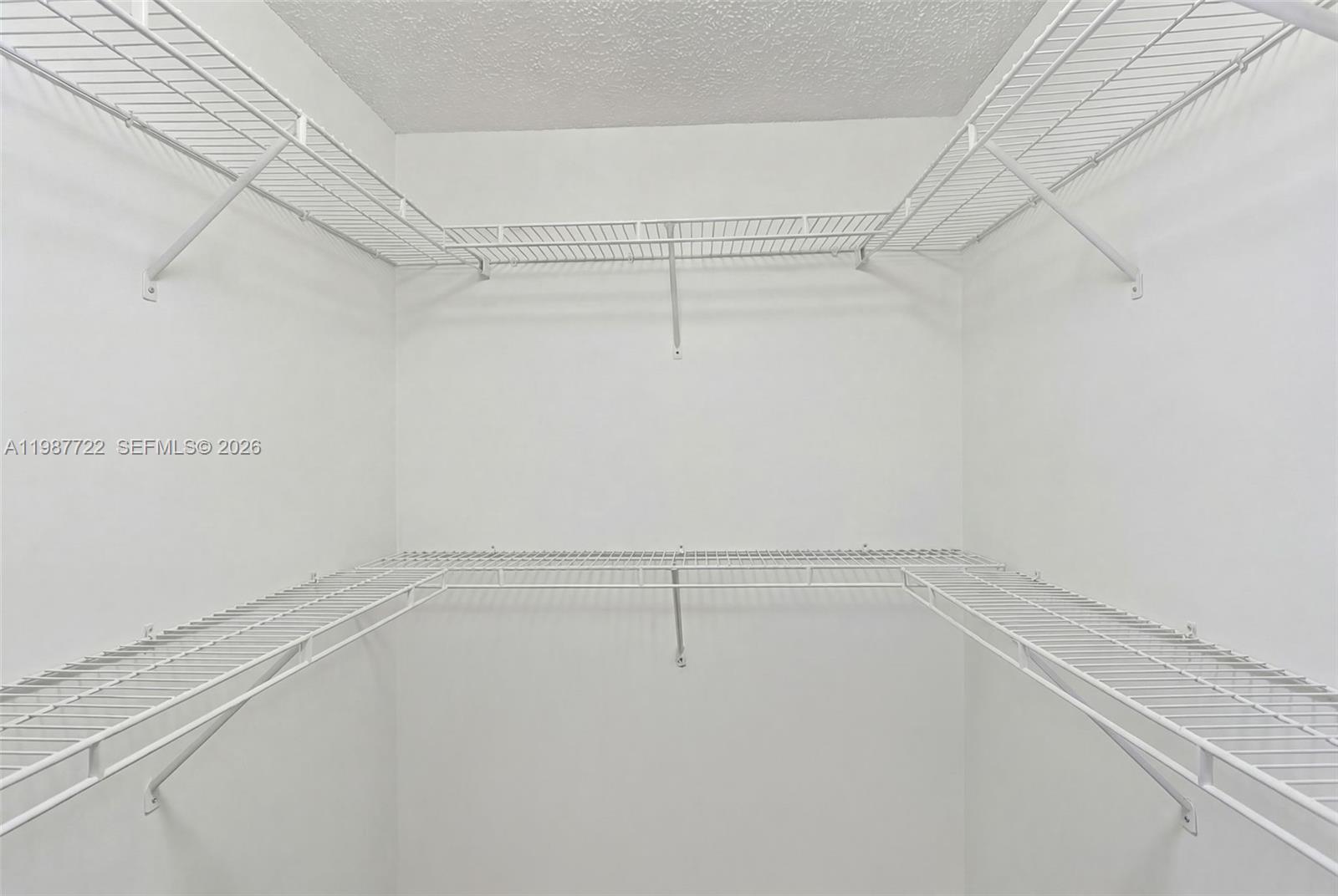 ROYAL GRAND CONDO - Residential