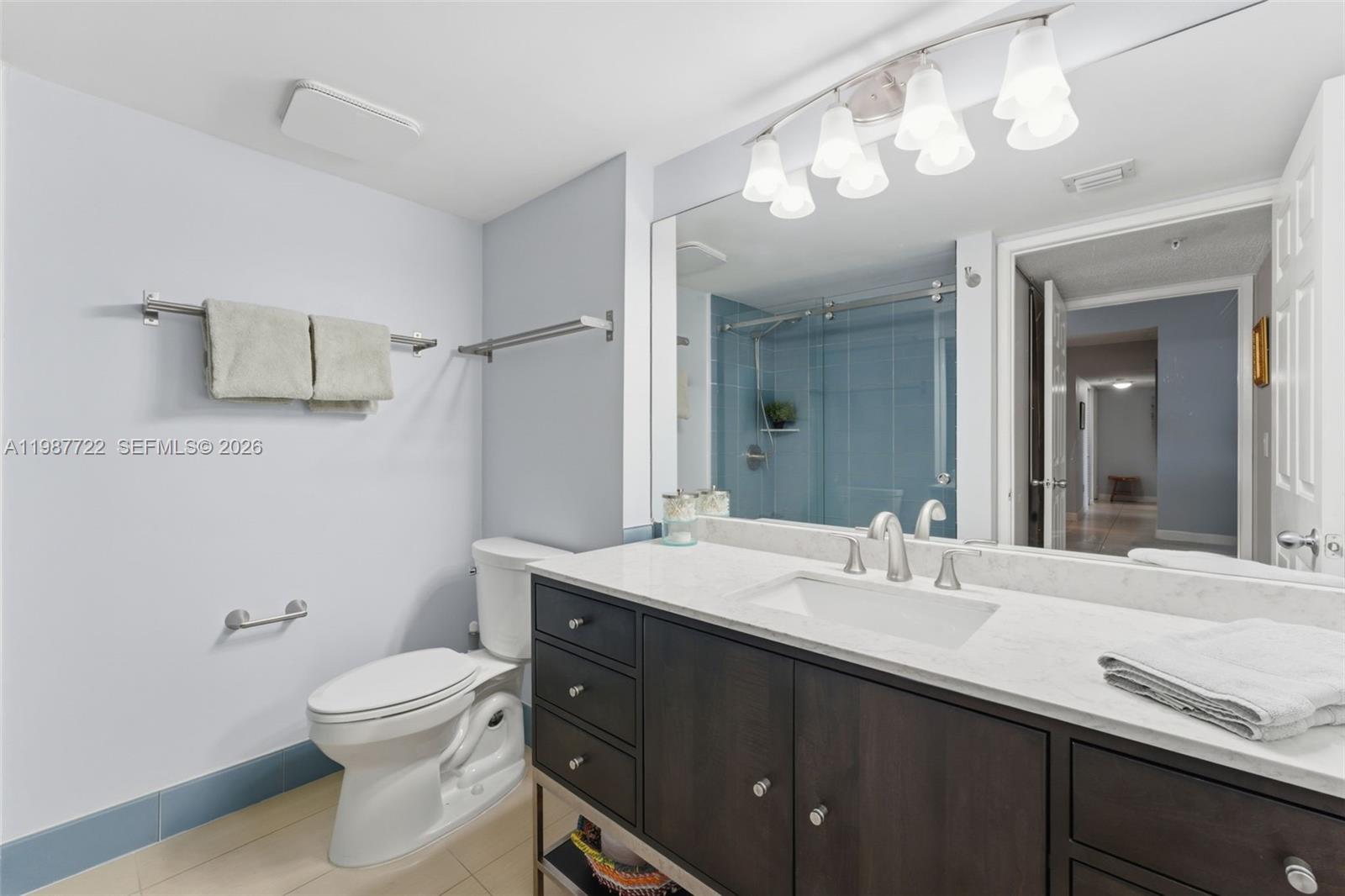 ROYAL GRAND CONDO - Residential