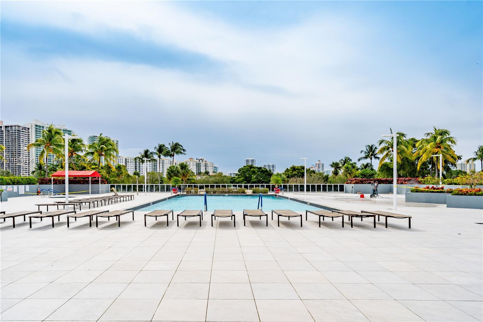 AVENTURA EL DORADO CONDO - Residential