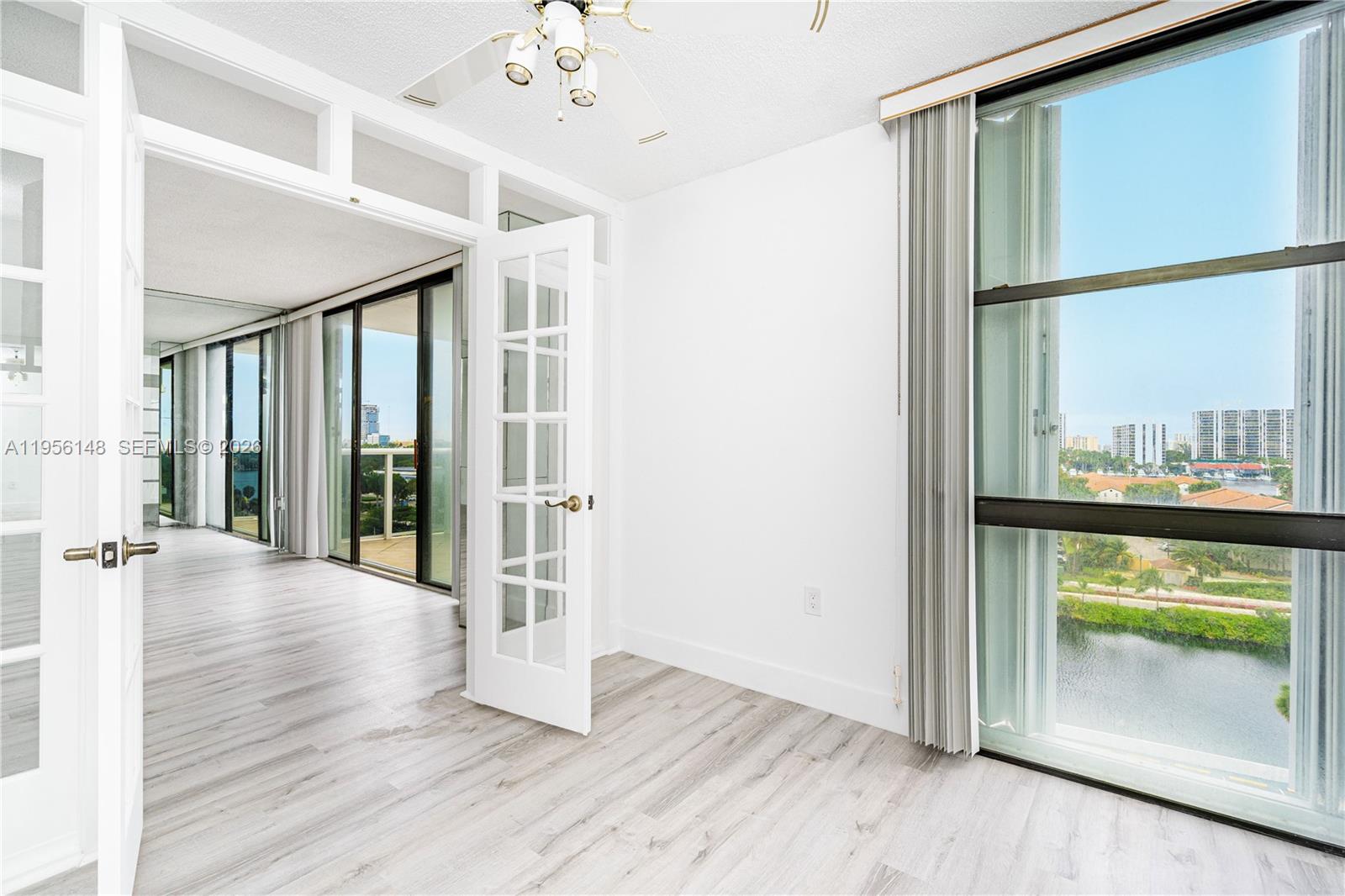 AVENTURA EL DORADO CONDO - Residential