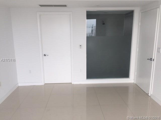 MINT CONDOMINIUM - Residential Lease