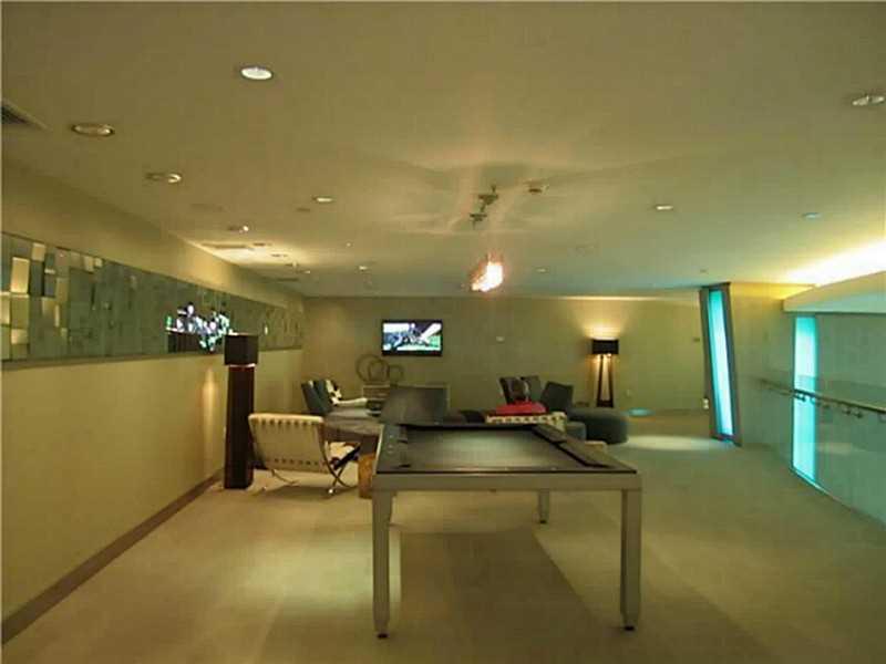 MINT CONDOMINIUM - Residential Lease