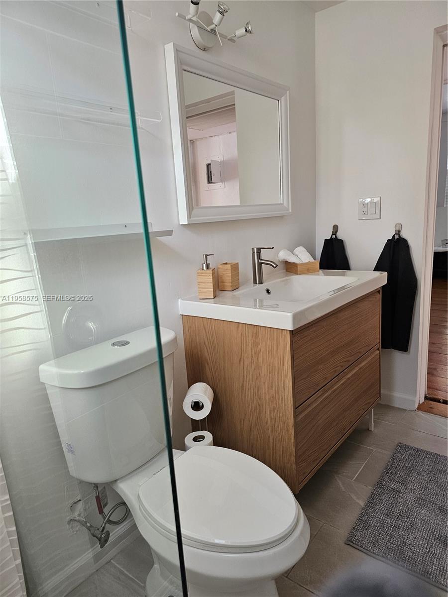 LINCOLN SUB - Residential Lease