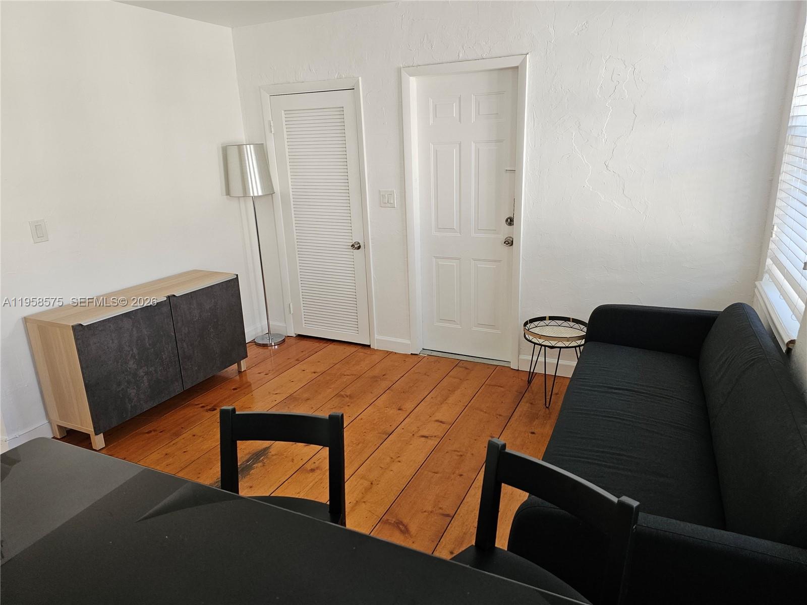 LINCOLN SUB - Residential Lease