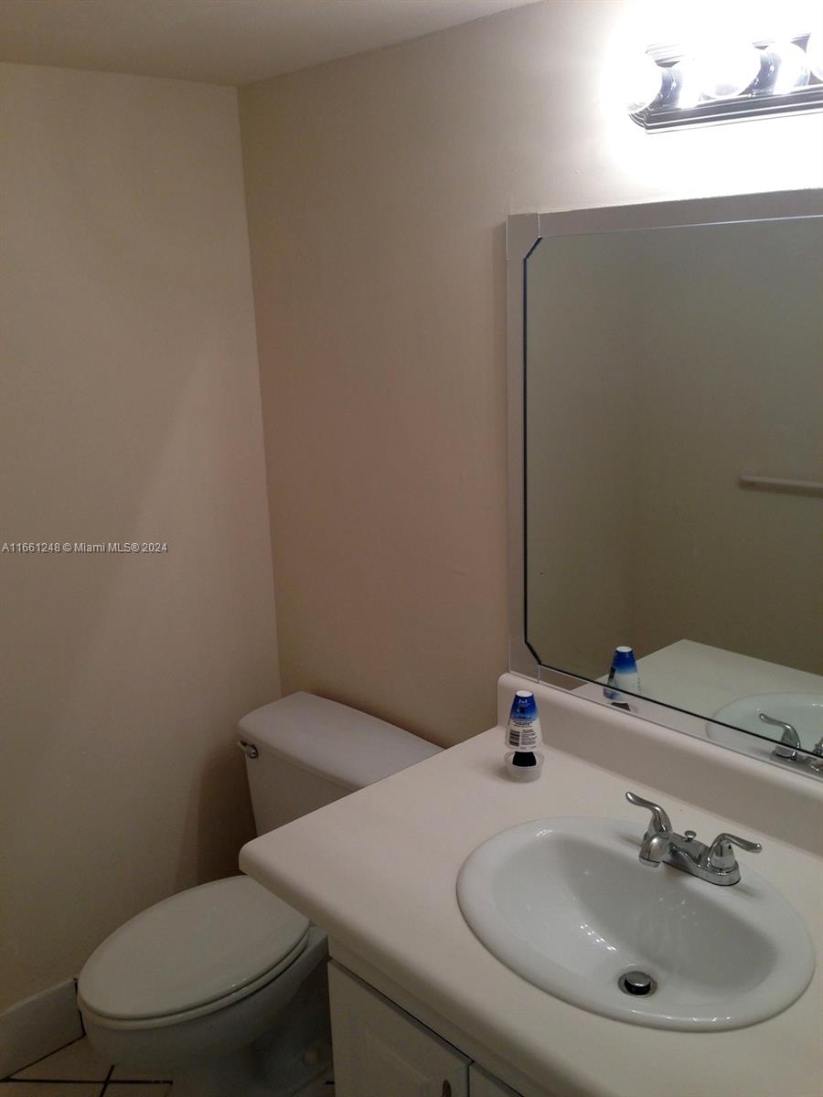 INVERRARY COUNTRY CLUB - Residential