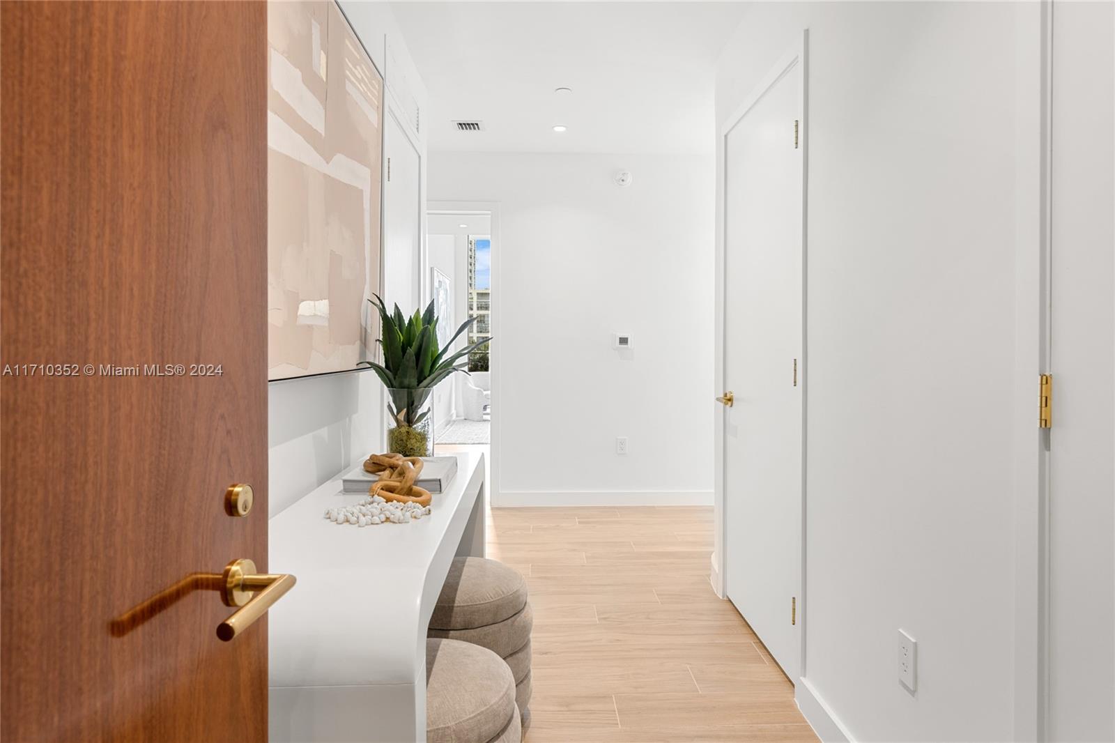 RHODES AMD NEW BISC - Residential Lease