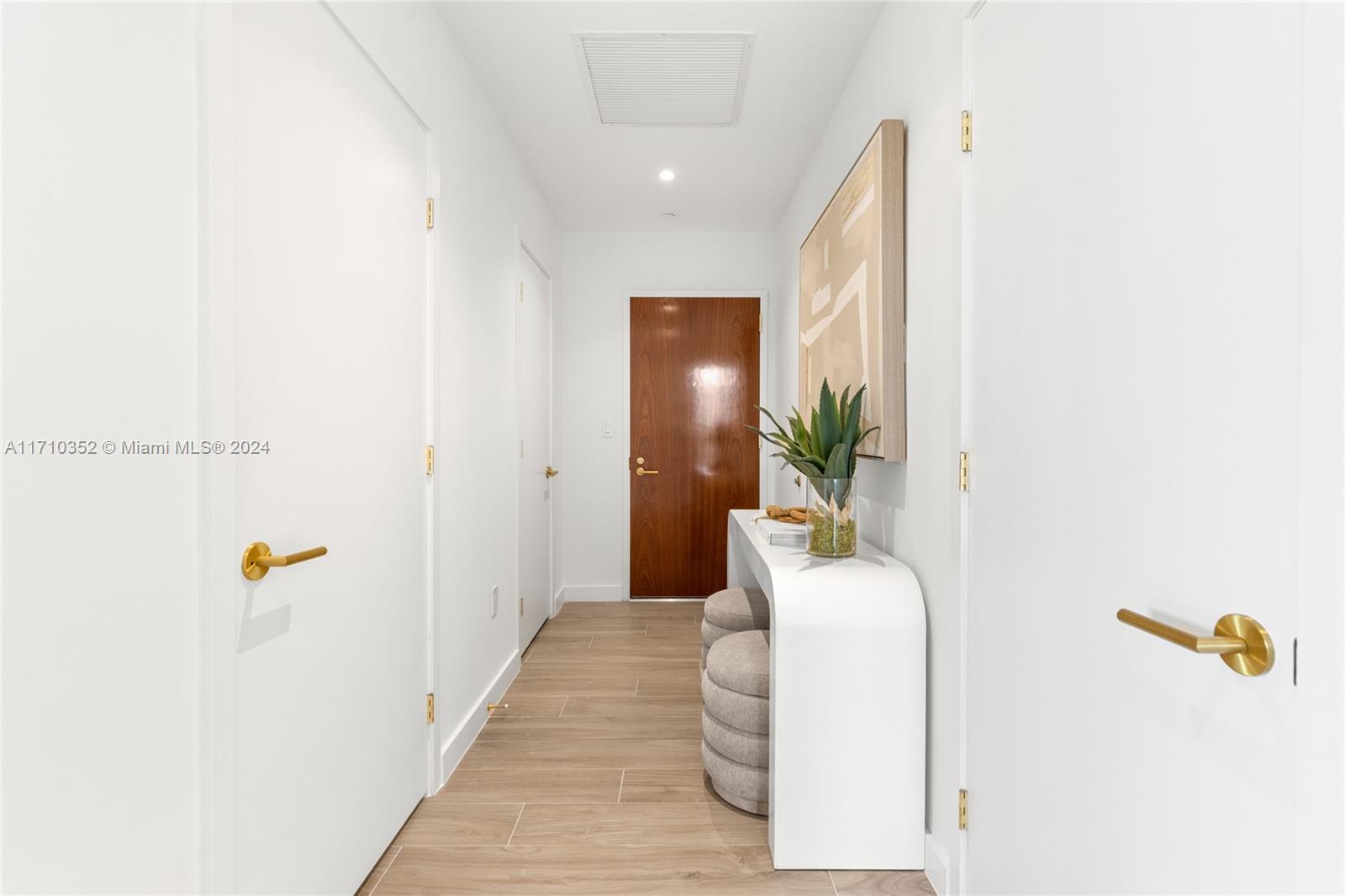 RHODES AMD NEW BISC - Residential Lease