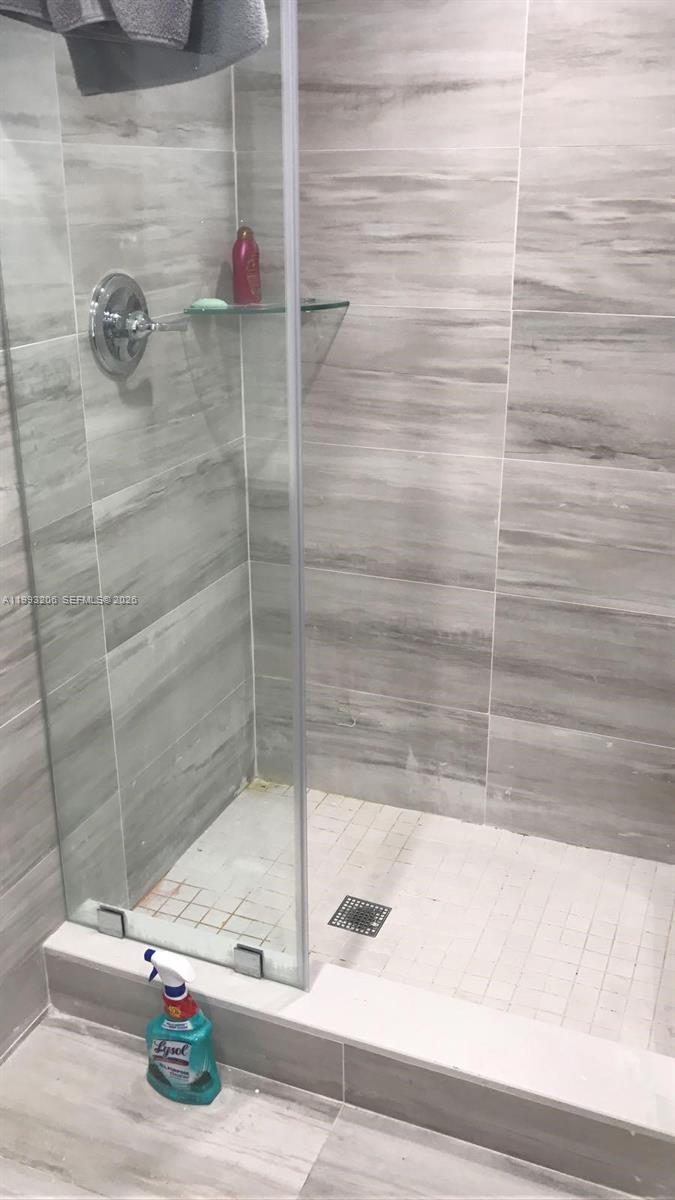 BURLEIGH HOUSE CONDO - Residential