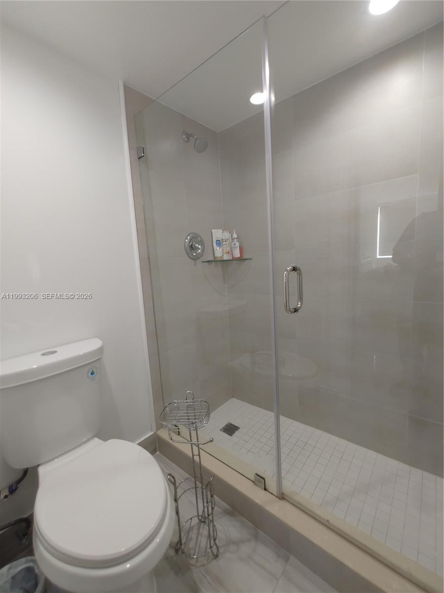BURLEIGH HOUSE CONDO - Residential