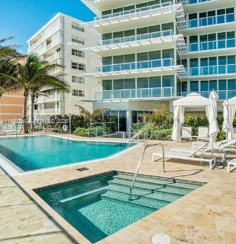 BURLEIGH HOUSE CONDO - Residential