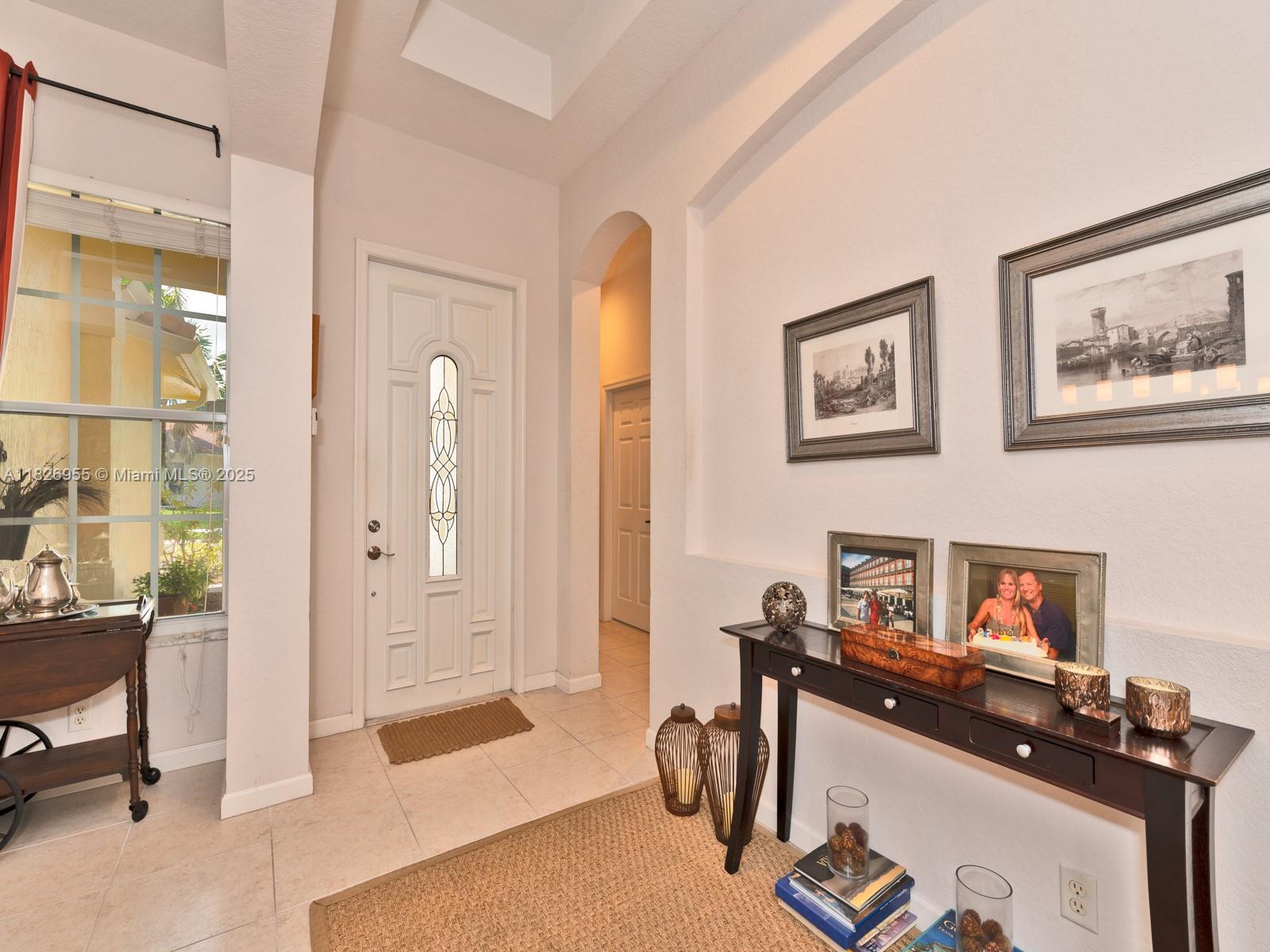 1995 Harbor View Cir