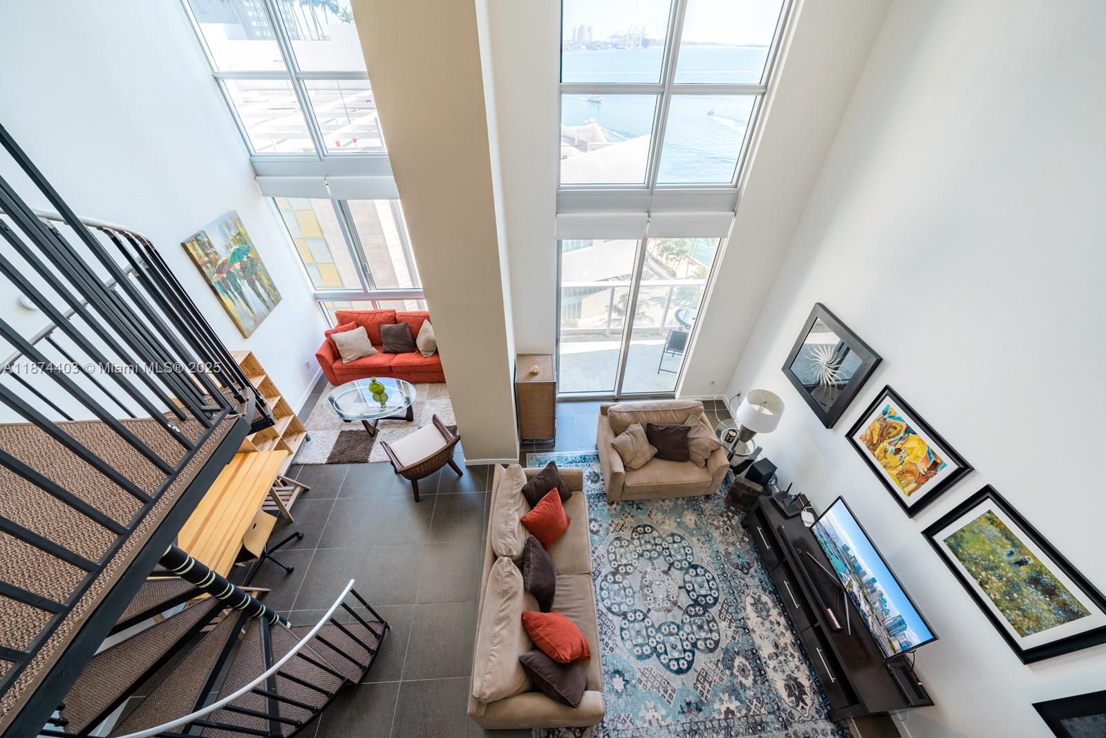 300 S Biscayne Blvd L-1022