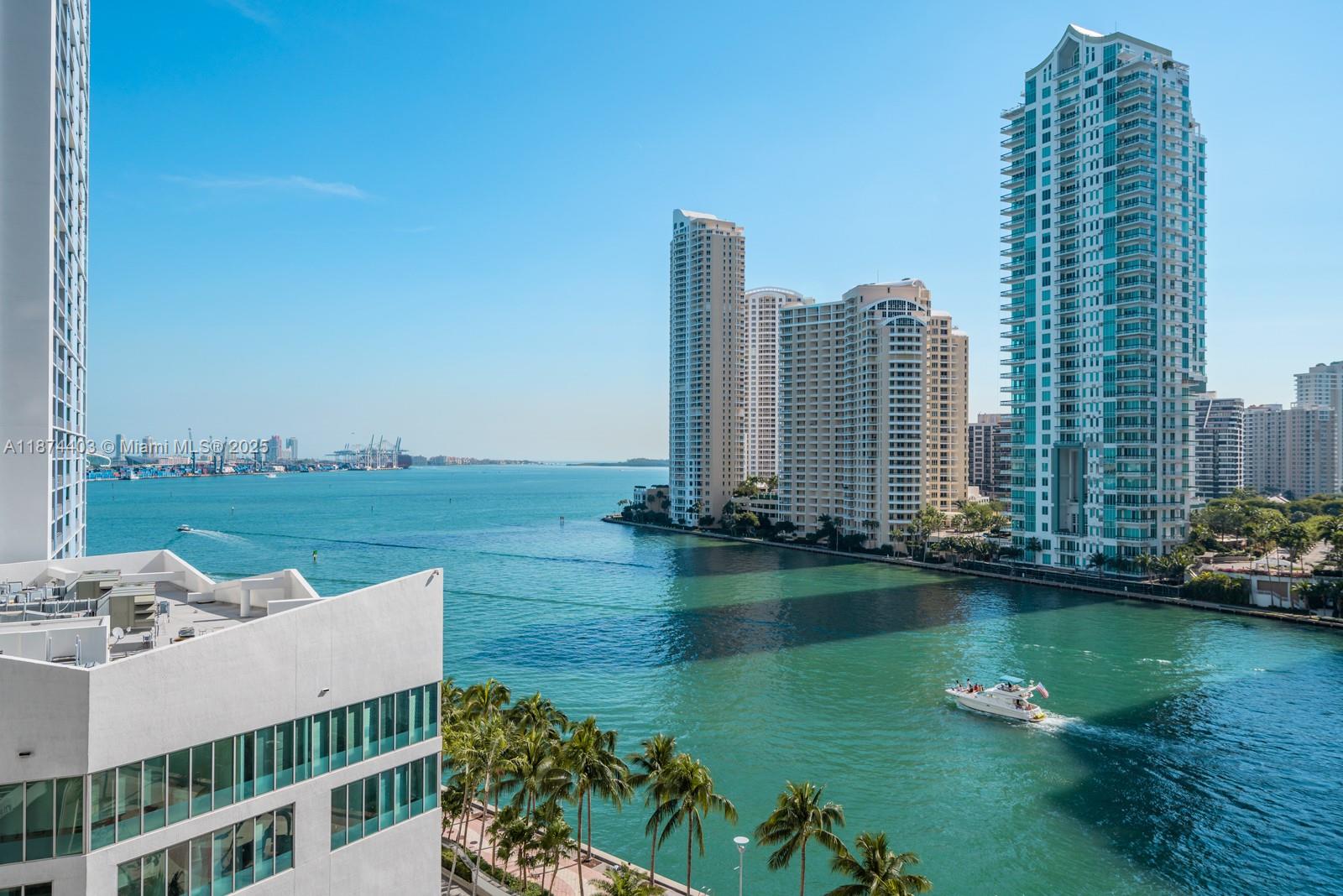 Modern 1BD | 2BA Loft in the Heart of Downtown Miami. Live in the center of it all with this modern two-story loft at Met 1. Designed with soaring ceilings, stainless steel appliances, and sleek granite countertops, this residence offers both style and comfort. Floor-to-ceiling windows open to a private balcony with breathtaking bay views. Met 1 delivers a full suite of resort-style amenities: fitness center, pool, jacuzzi, sauna, steam room, 24-hour security, and valet. Perfectly positioned within walking distance to dining, cafes, Whole Foods, and shops—and just minutes to Brickell, Kaseya Center, Museum Park, and Bayside Marketplace—this loft is your gateway to the ultimate Miami lifestyle.