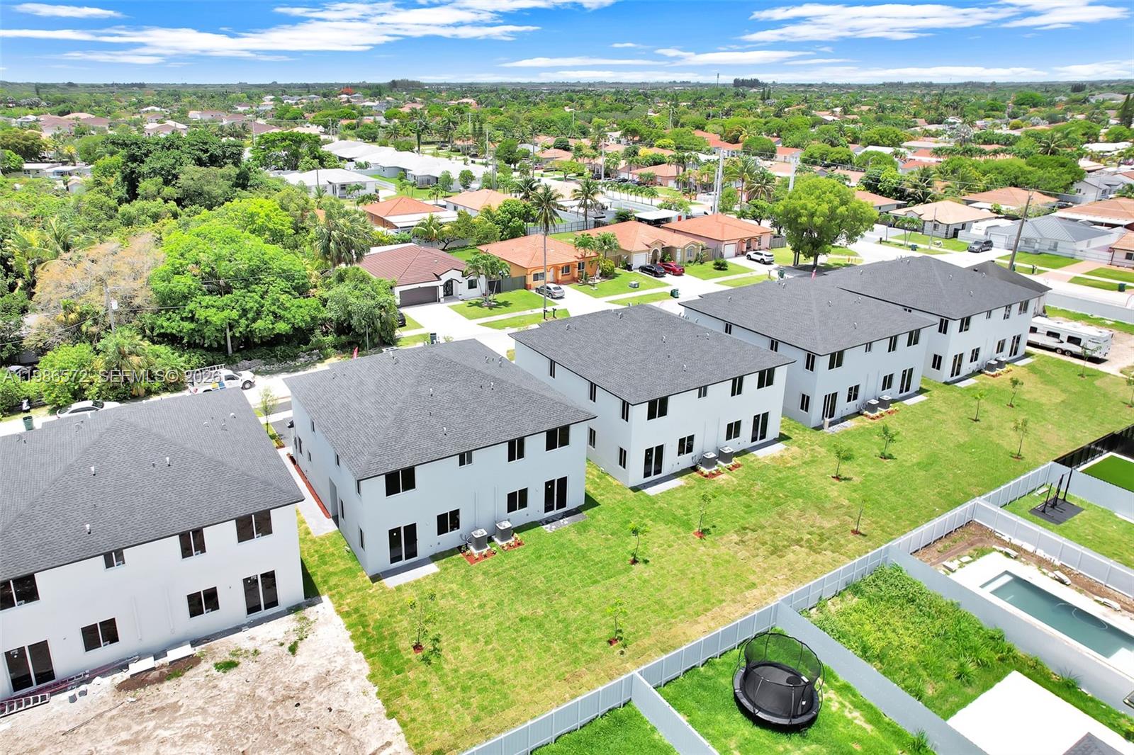 CHLOE ESTATES - Residential